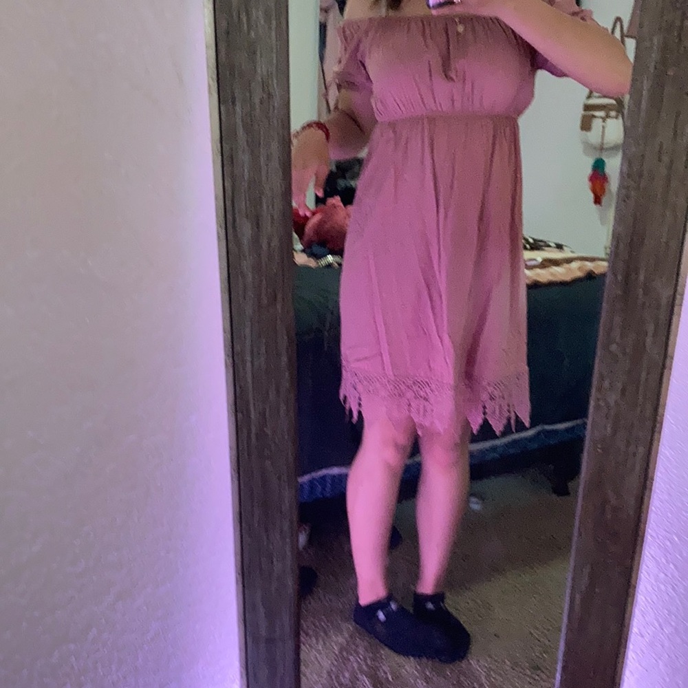 Maternal dress